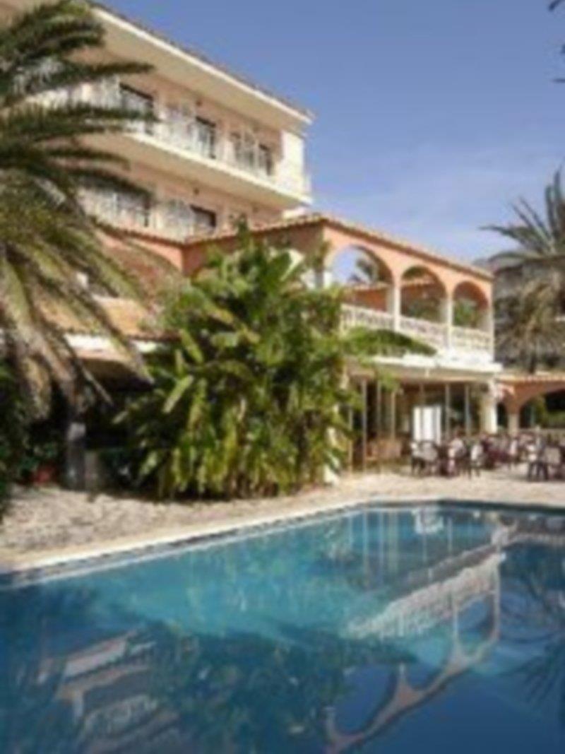 Hotel Hotetur Lago Playa 칼라 라트자다 외부 사진